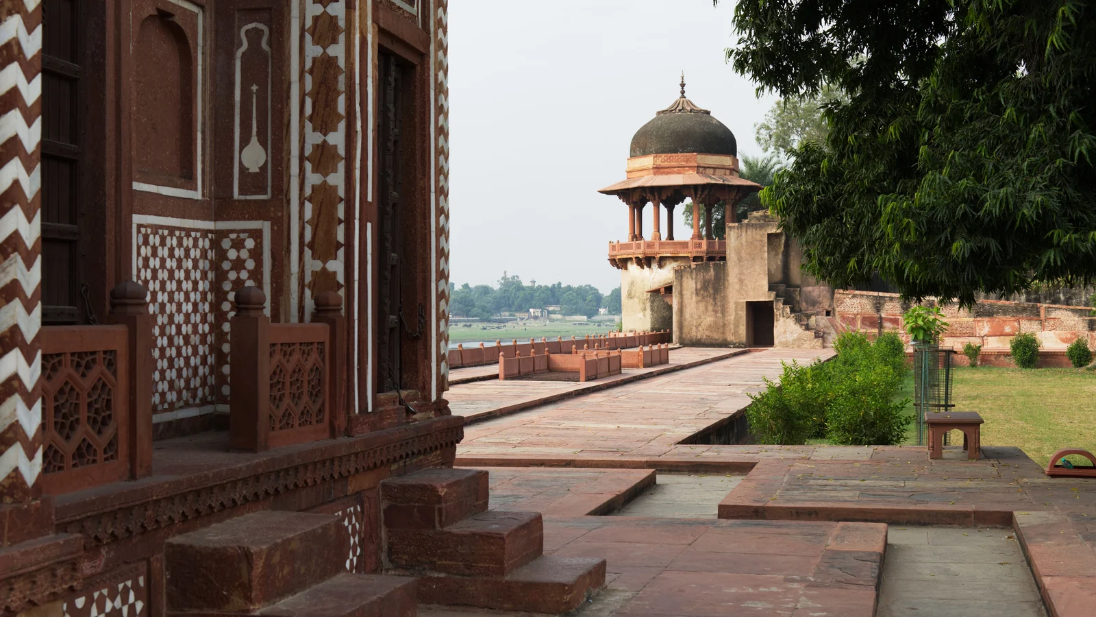 Neighbourhood park in Seola Jat, Agra