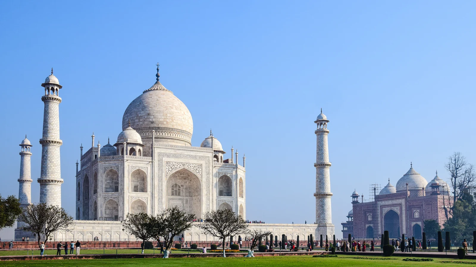 Neighbourhood park in Sunari, Agra