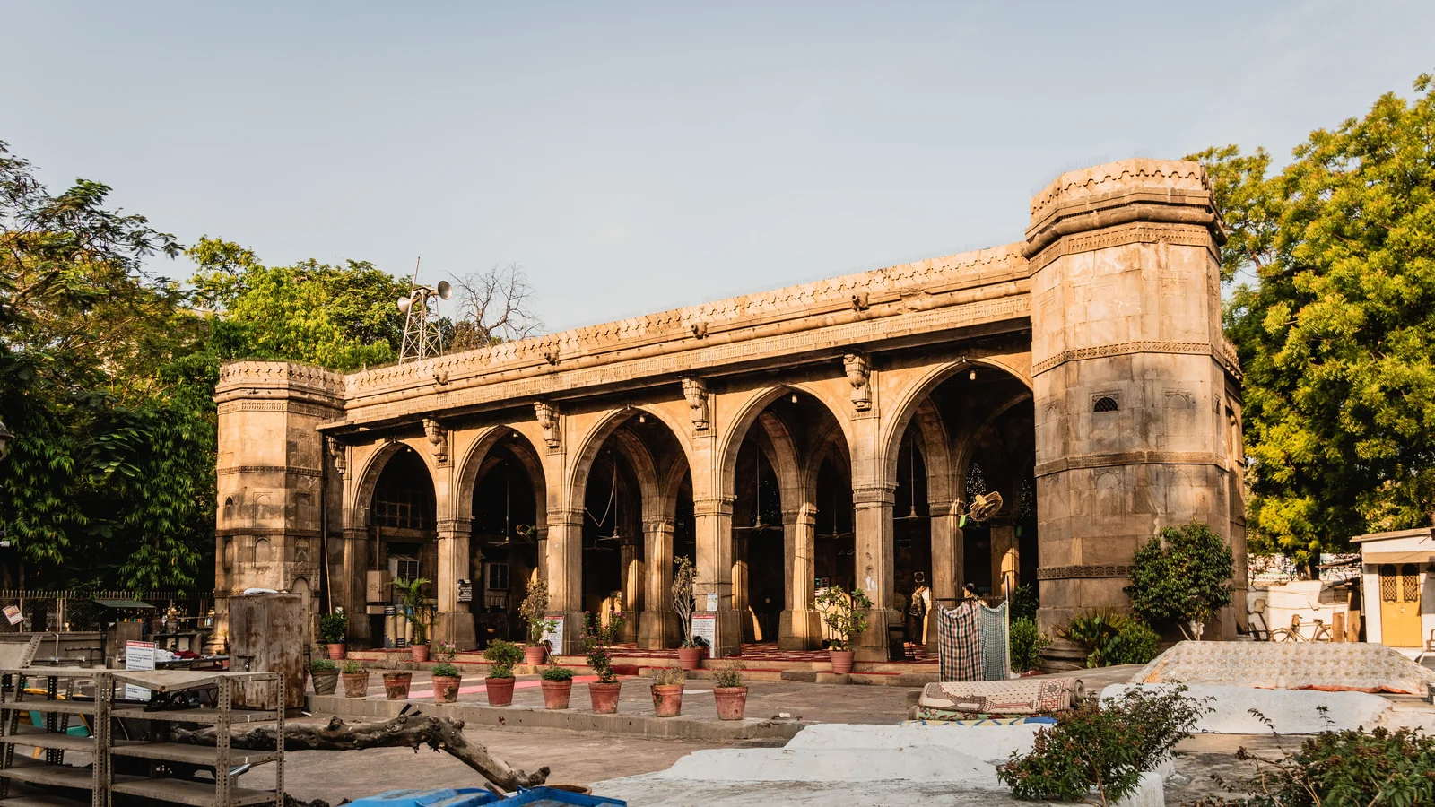 Local train and transport links serving Chharodi, Ahmedabad