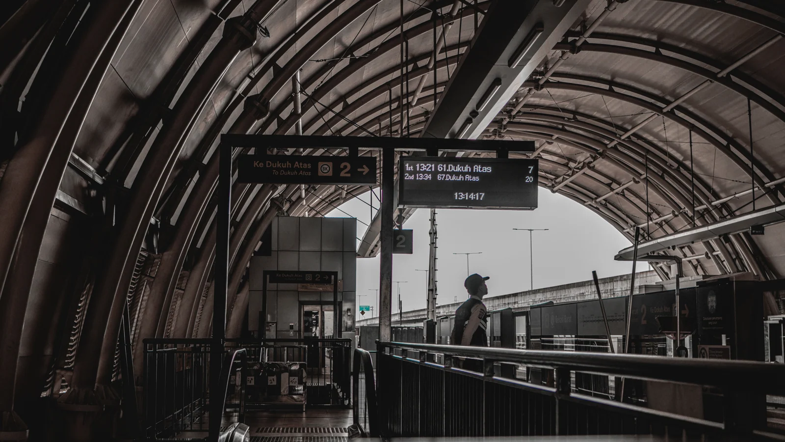 Local train and transport links serving Sabarmati, Ahmedabad