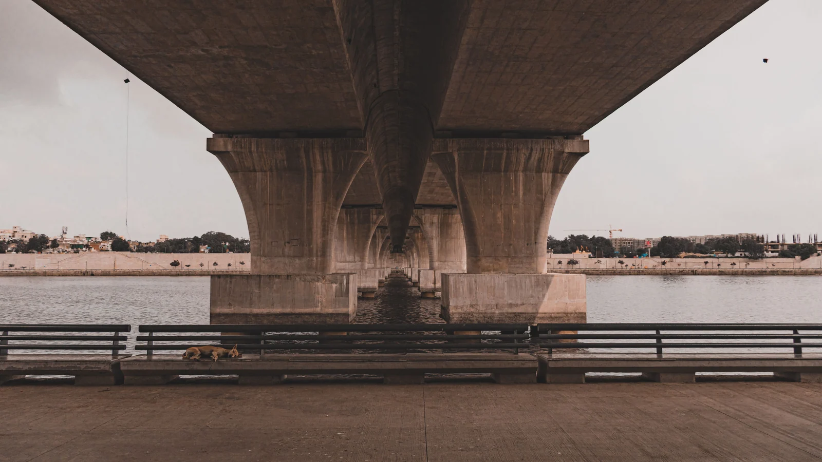 Local train and transport links serving Vastrapur, Ahmedabad