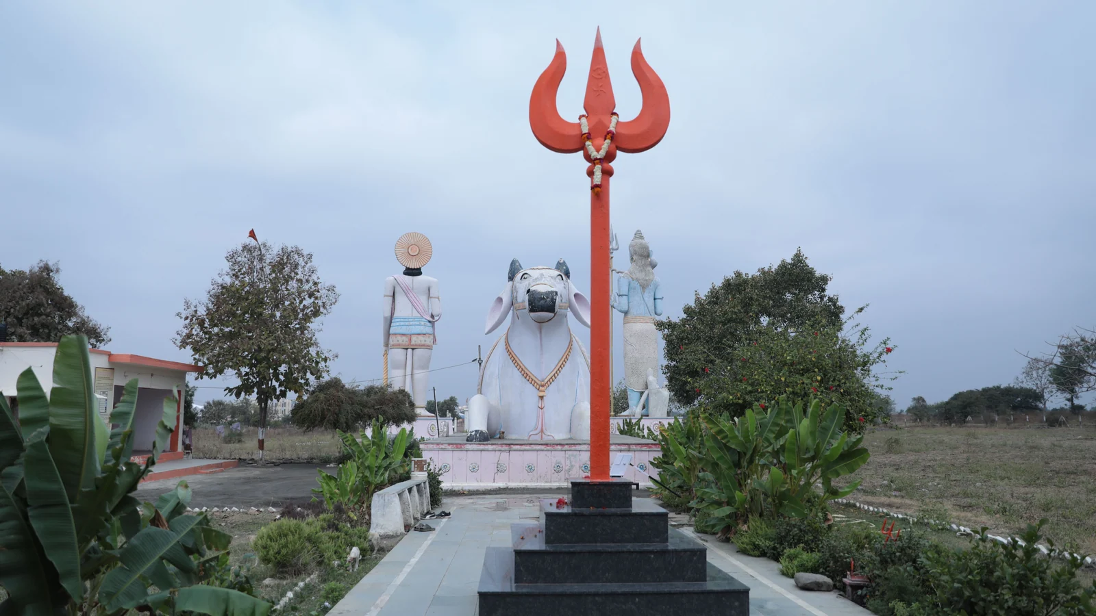 Neighbourhood park in Shahnawazpur Uparhar, Ayodhya