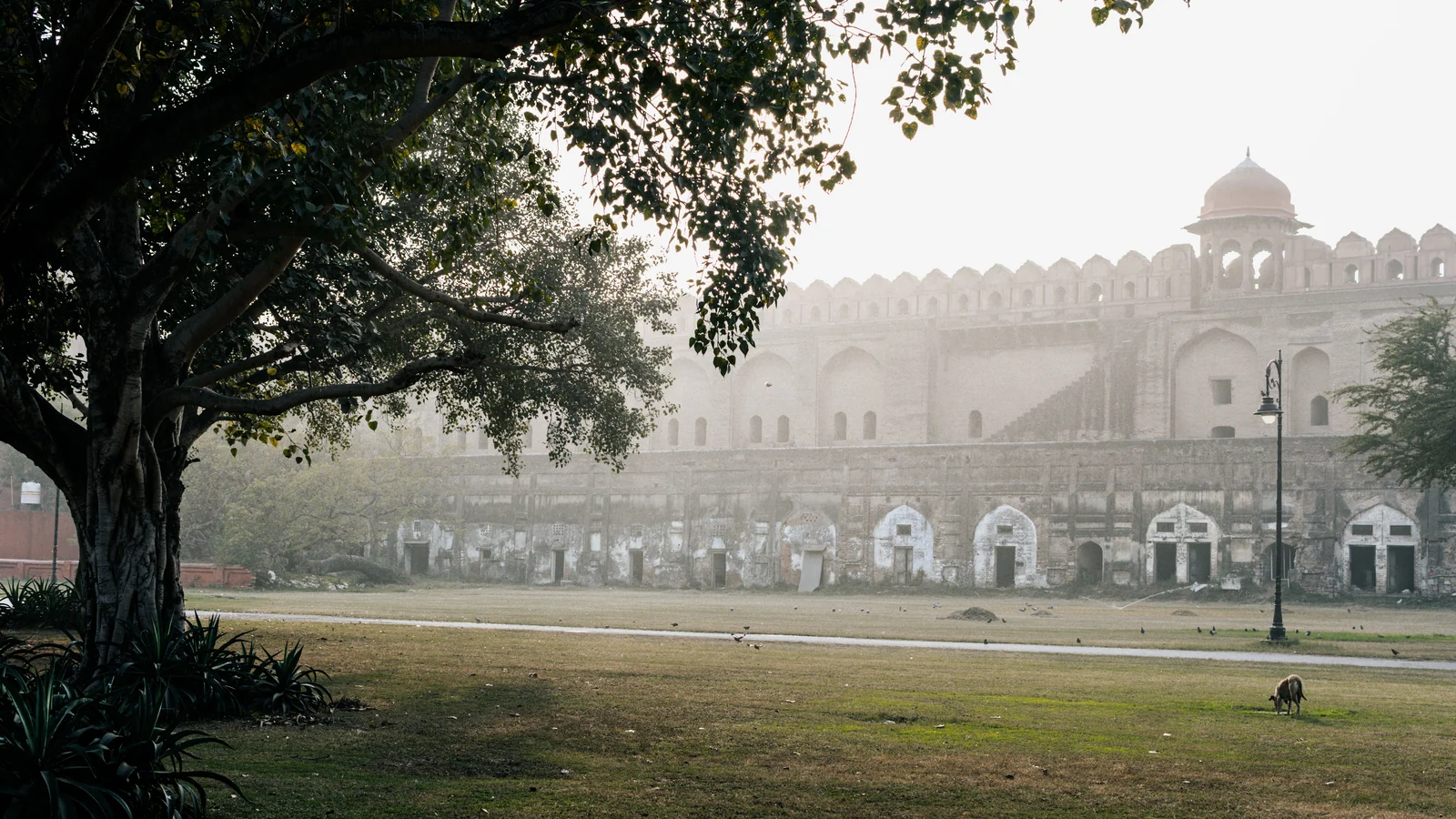 Neighbourhood park in Connaught Place, Delhi