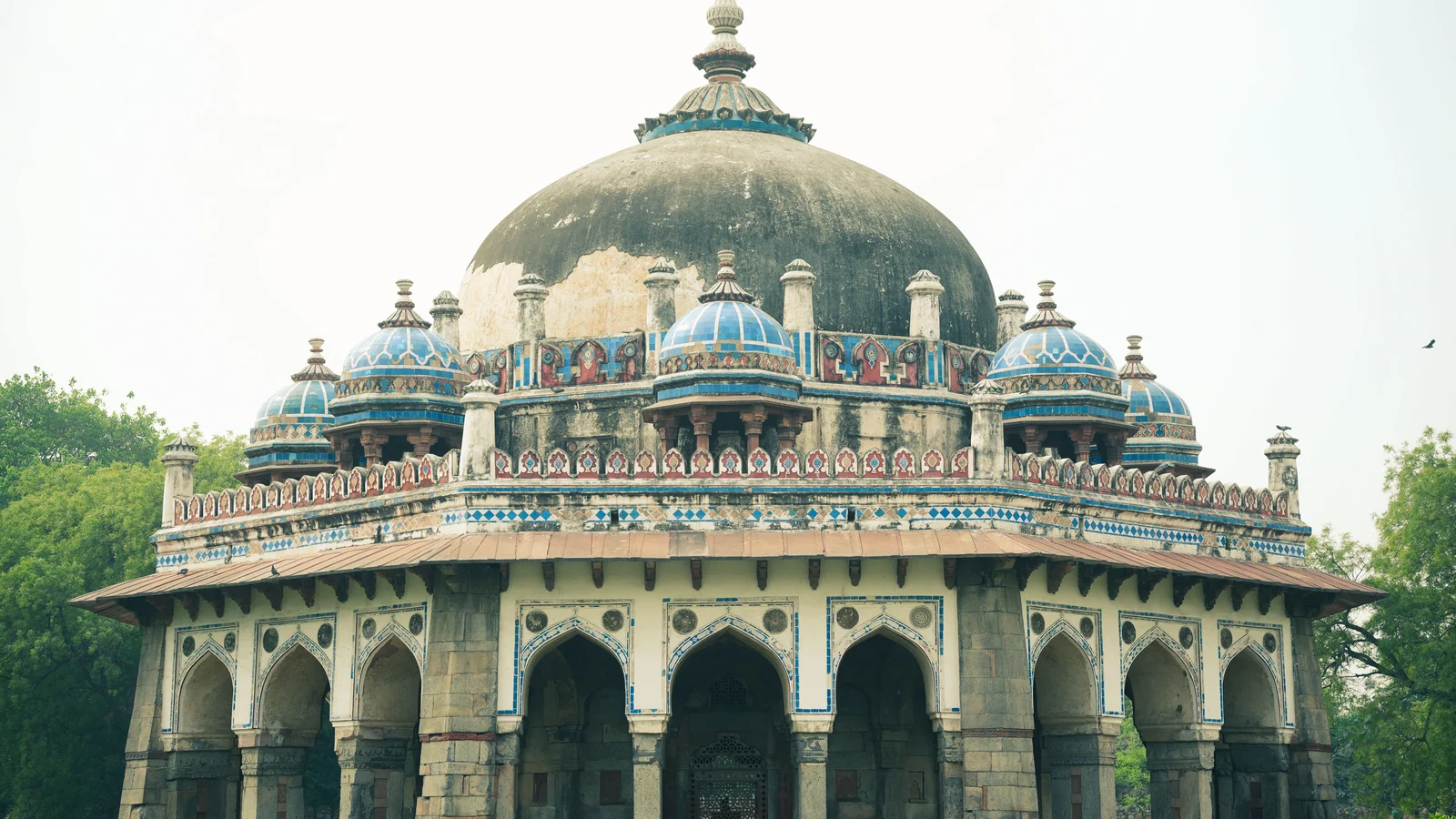 Neighbourhood park in Daryaganj, Delhi