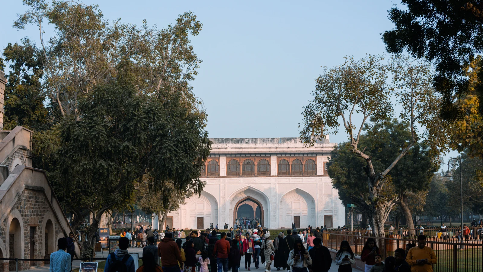Neighbourhood park in Mandi House, Delhi