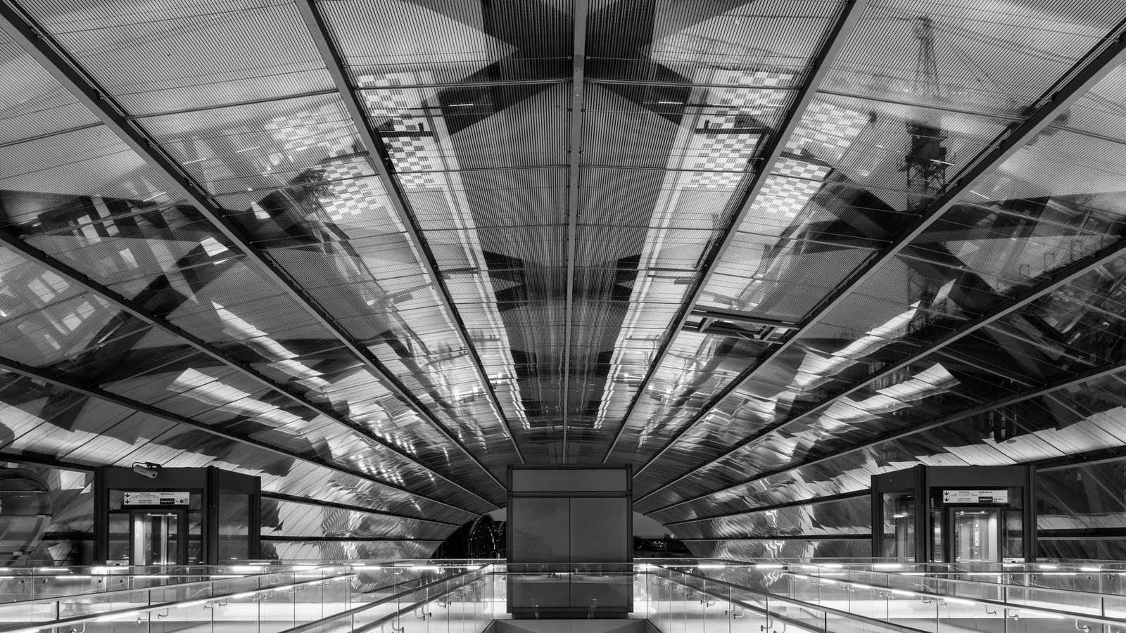 Local train and transport links serving Tilak Nagar, Delhi