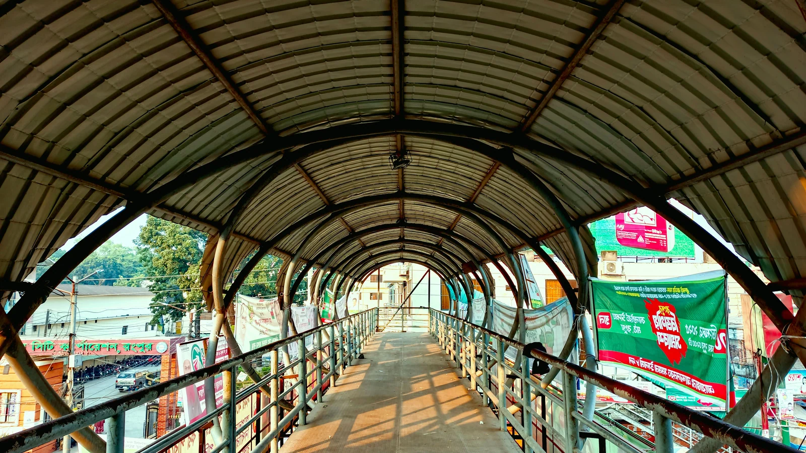 Local train and transport links serving Tetilpura, Durgapur