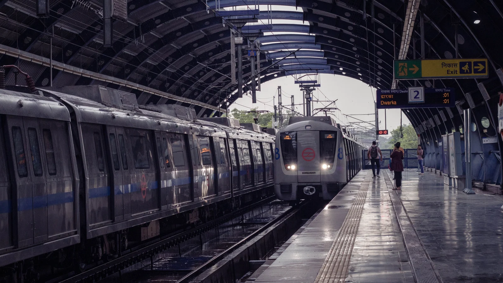 Local train and transport links serving Sector 88B, Gurugram