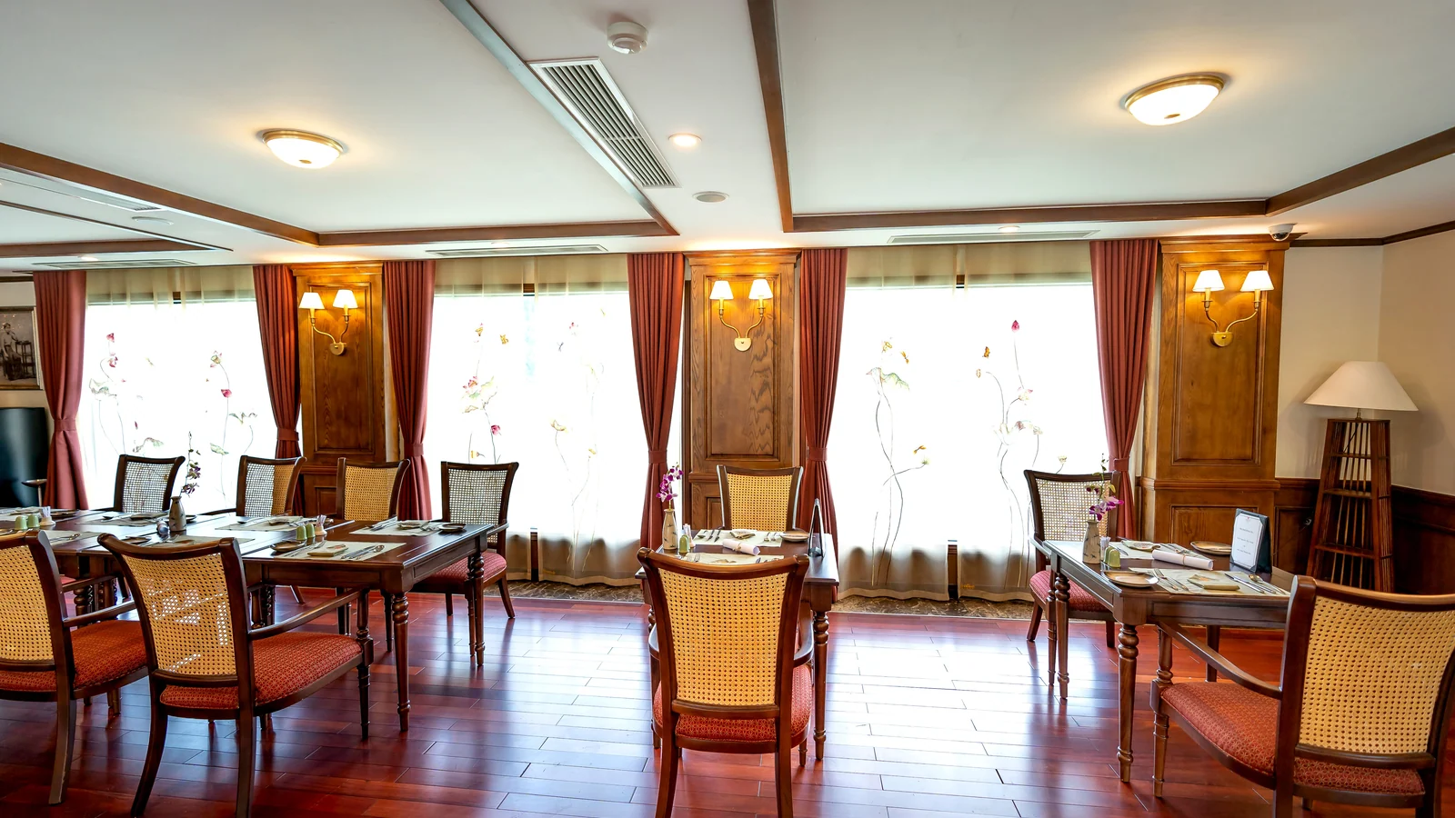 Street food and dining in Jubilee Hills, Hyderabad