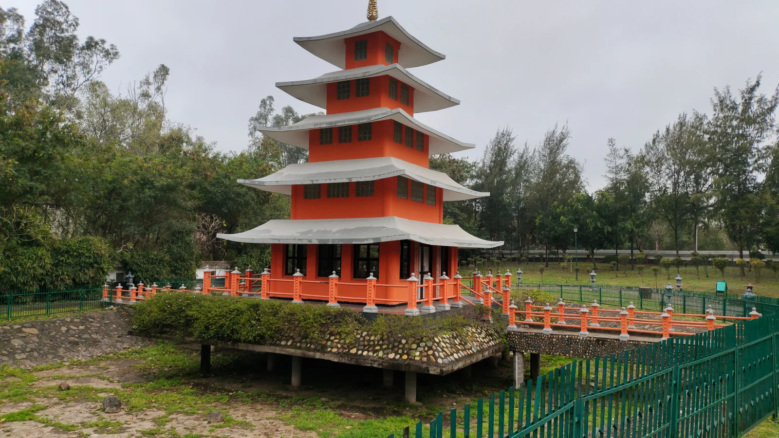 Neighbourhood park in Chhawni, Indore