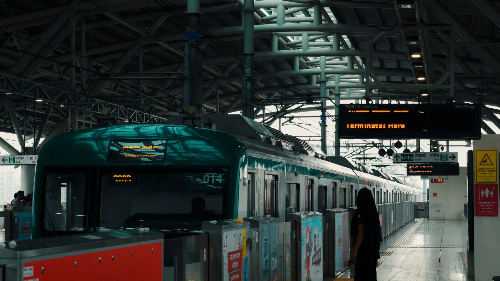 Local train and transport links serving Indrapuri Colony, Jabalpur