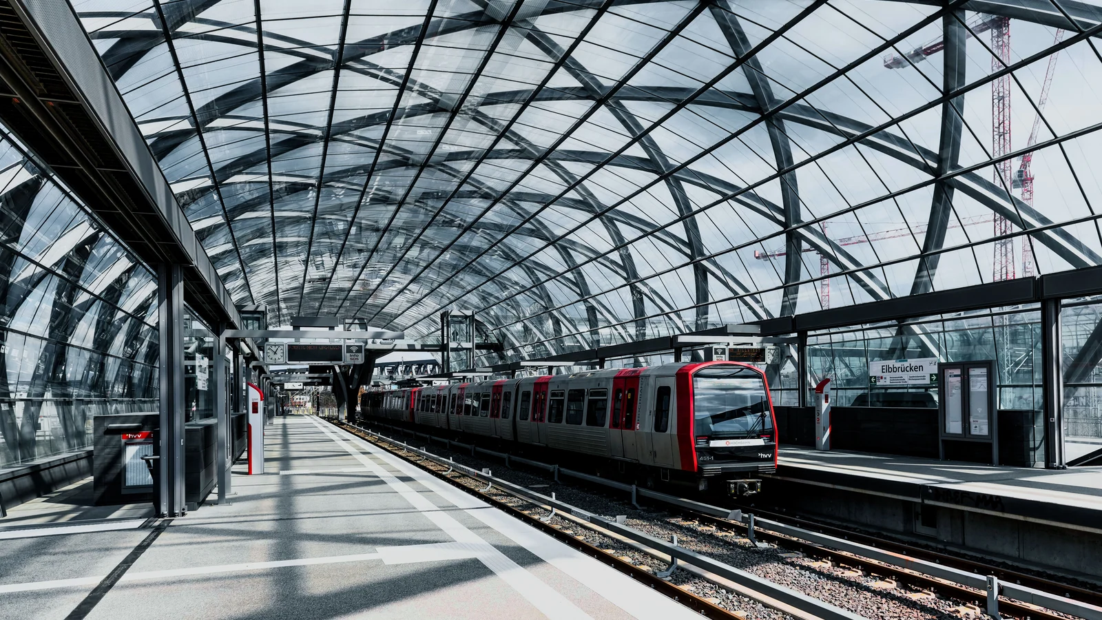 Local train and transport links serving Boraj, Jaipur