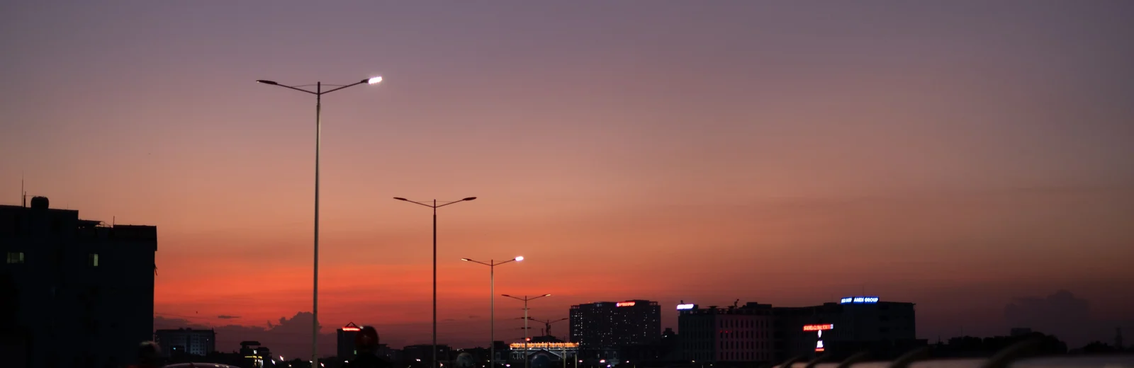 Skyline of Mall Road, Kanpur at golden hour
