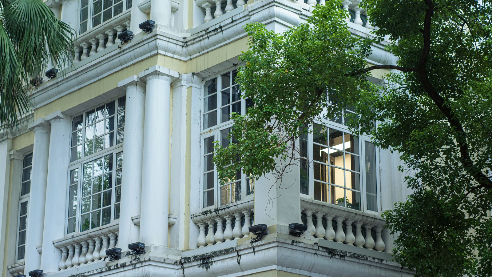 Offices and coworking space in Baghajatin Pally, Kolkata