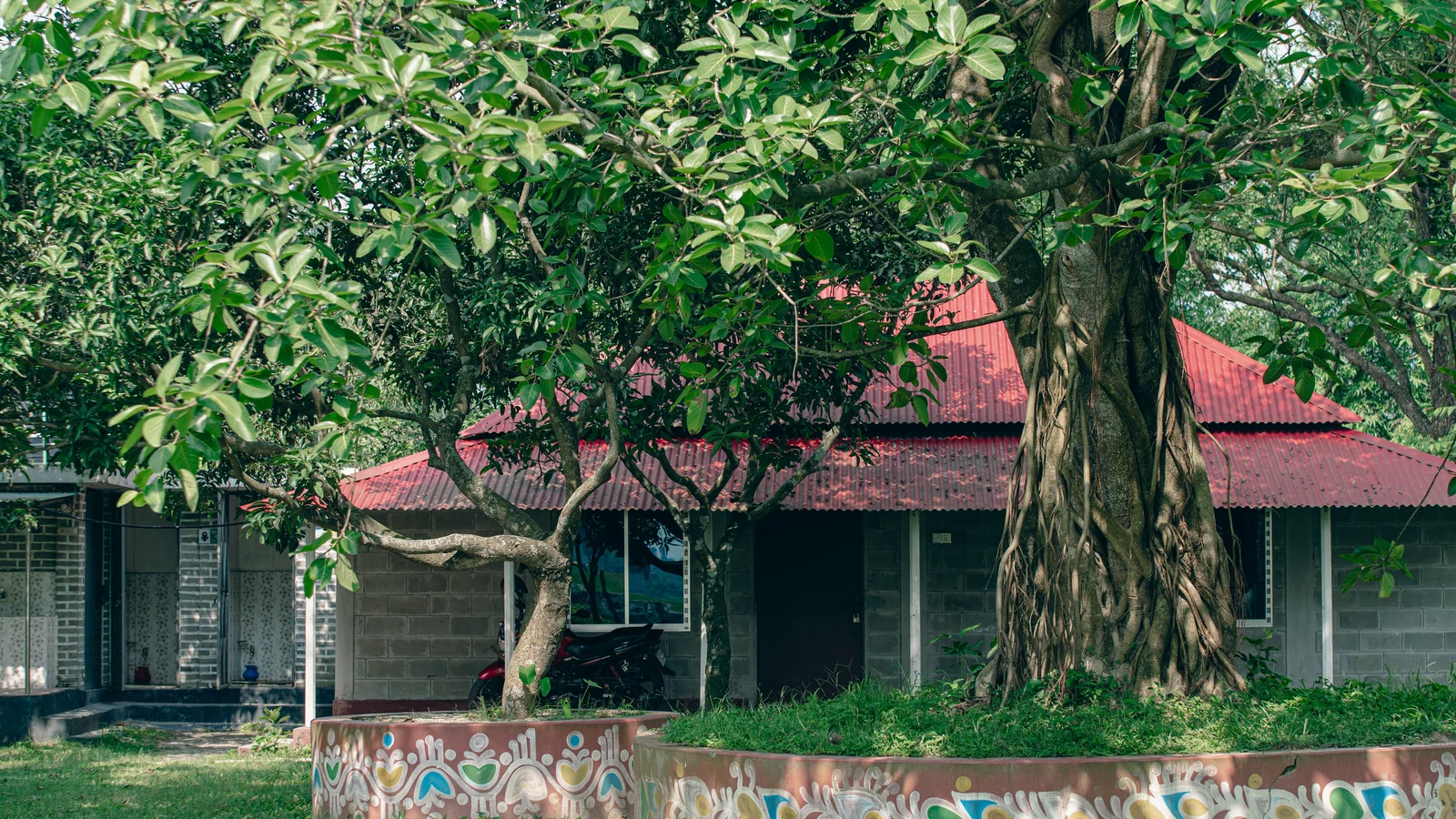 Neighbourhood park in Gobardanga, Kolkata