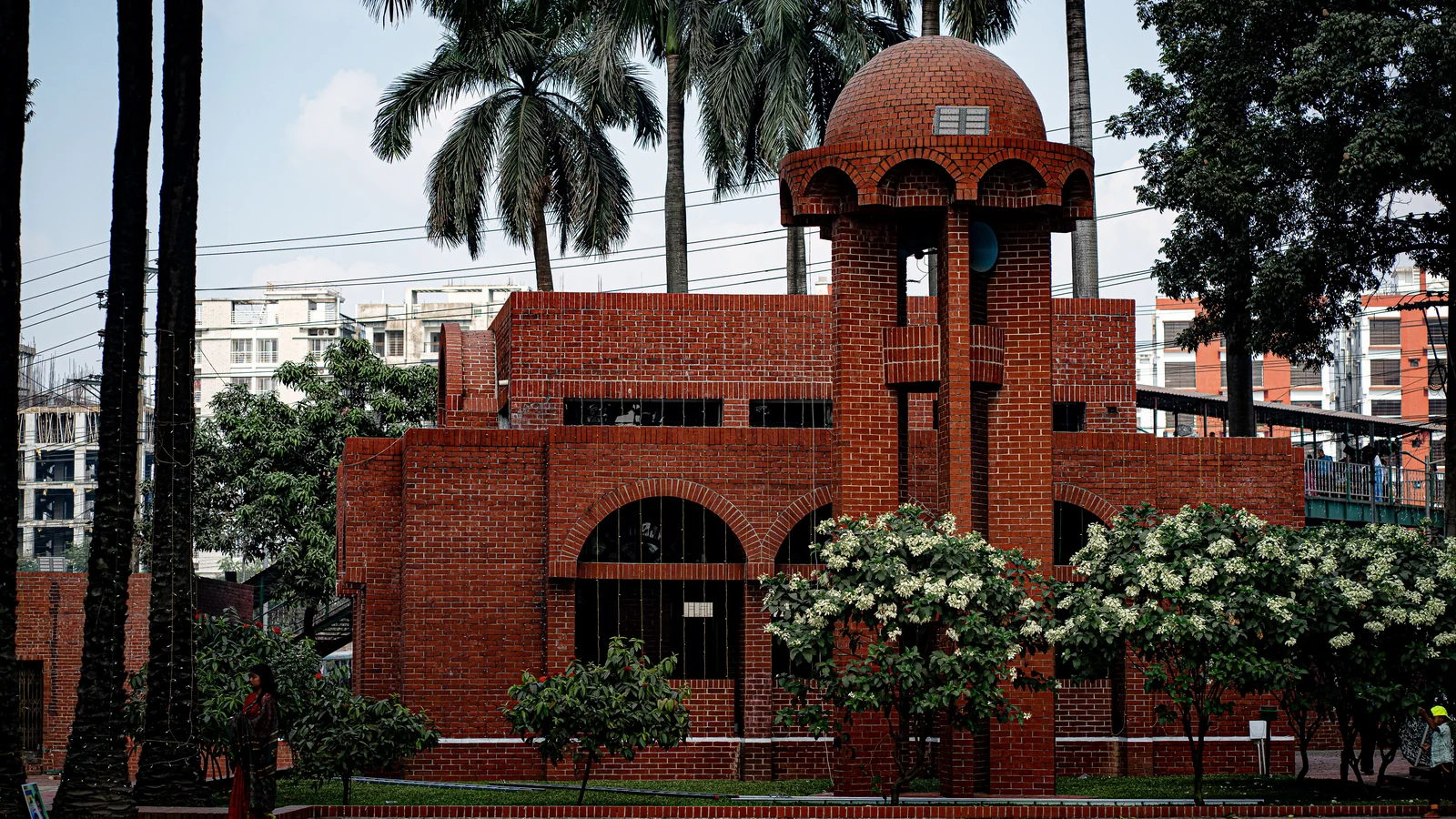 Neighbourhood park in NSC Bose Road, Kolkata