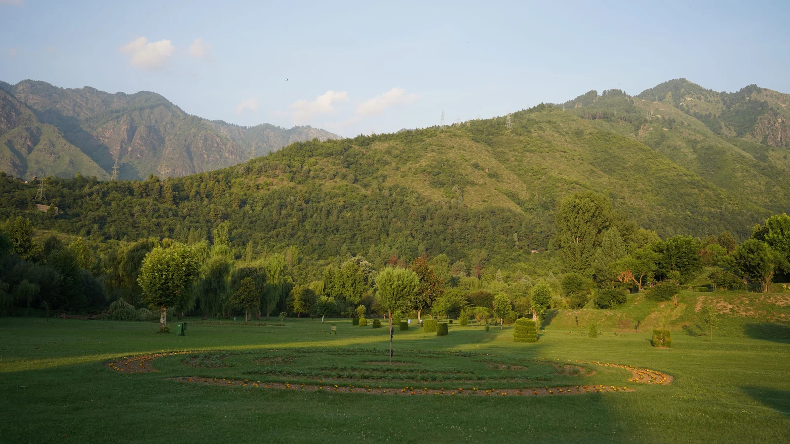 Neighbourhood park in Baran Road, Kota