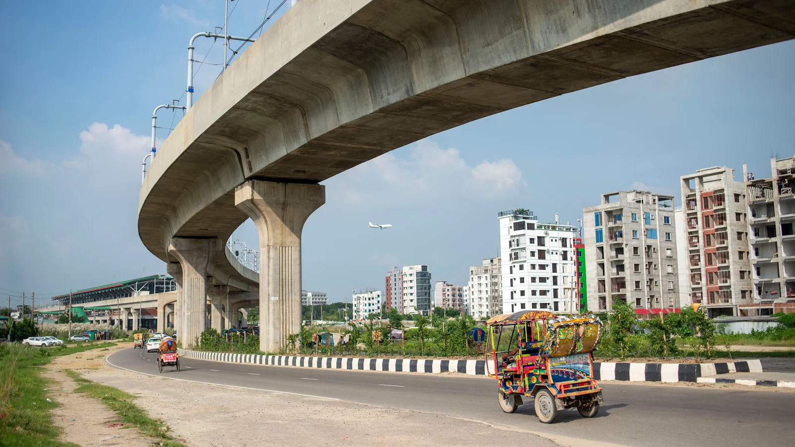 Local train and transport links serving Bundi Road Colony, Kota