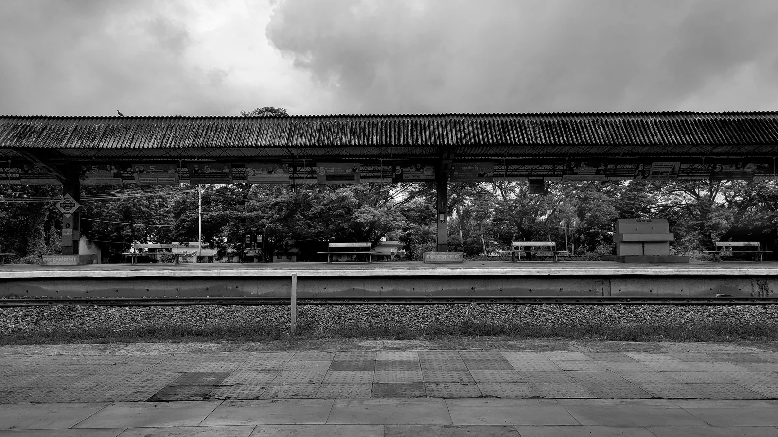 Local train and transport links serving Indraprasth Industrial Area, Kota