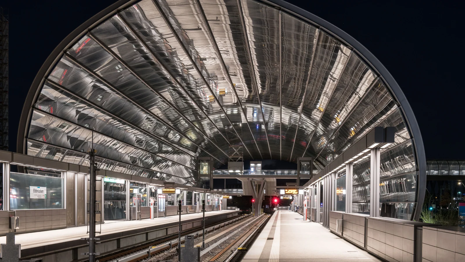 Local train and transport links serving Seenta, Kota
