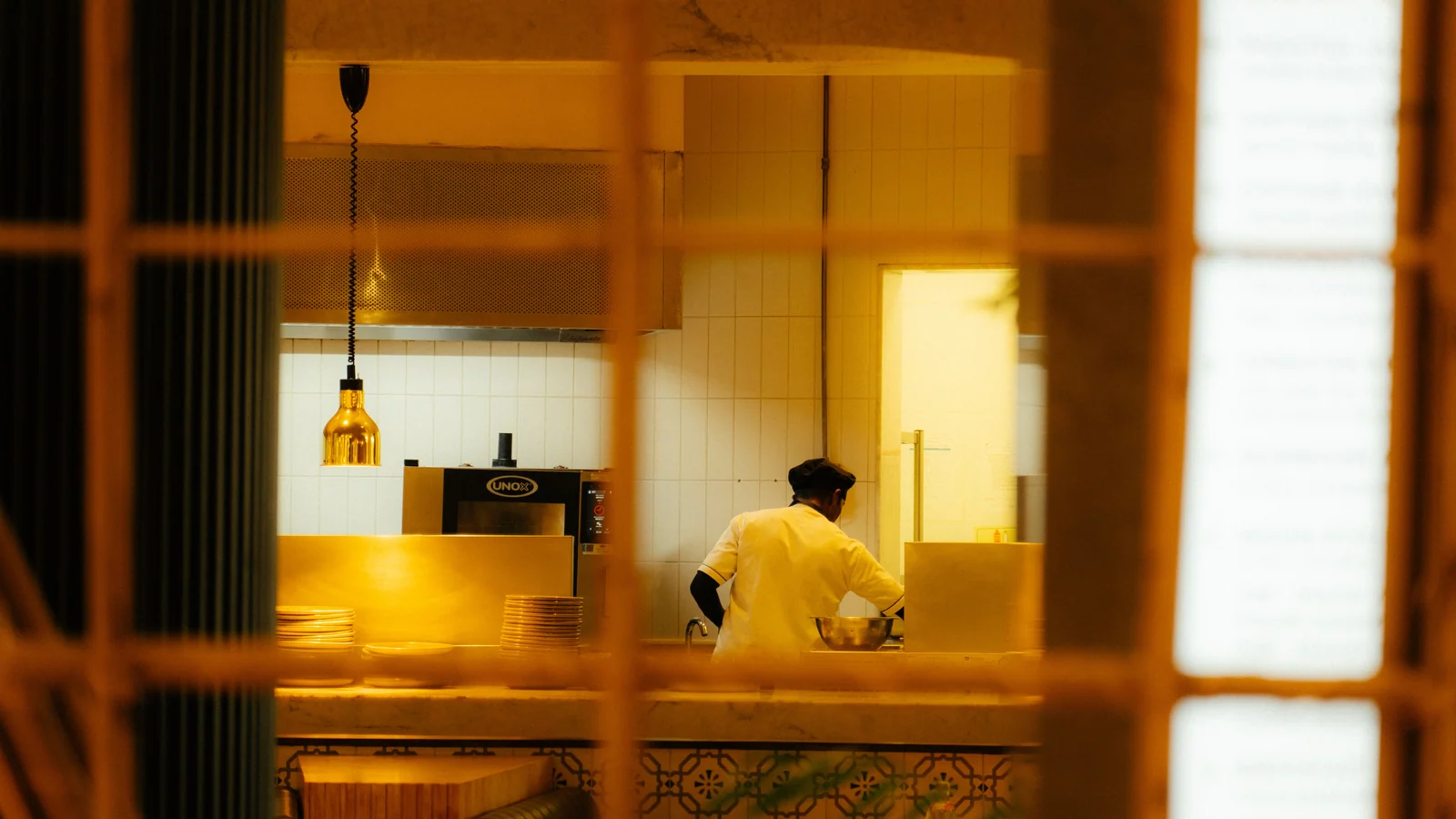 Street food and dining in Fort, Mumbai