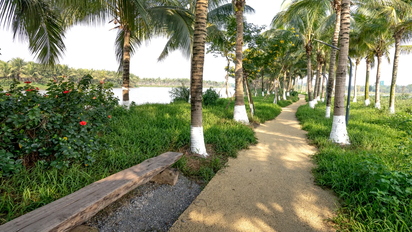 Neighbourhood park in Ghatkopar East, Mumbai