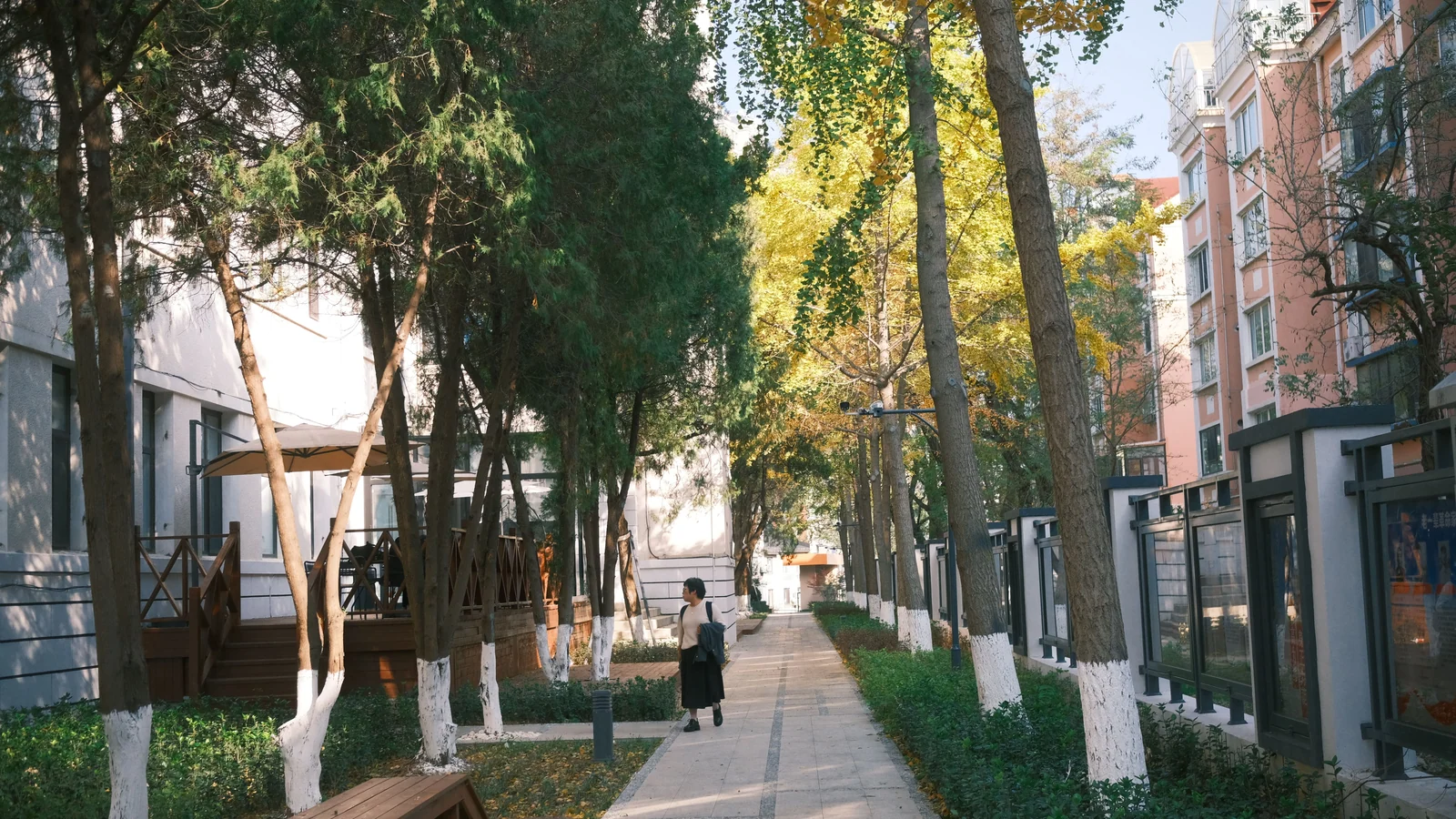Neighbourhood park in Vikhroli East, Mumbai