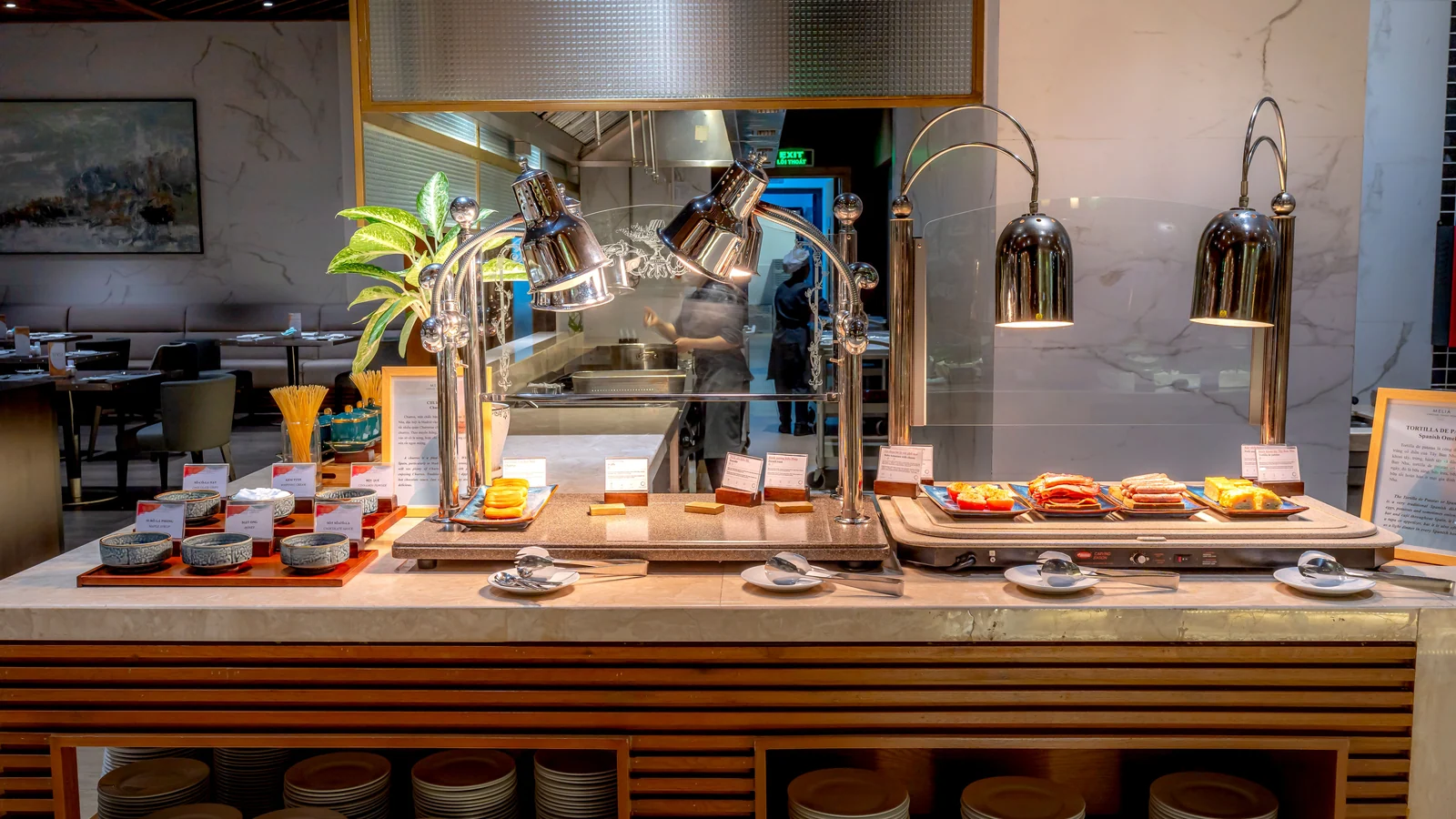 Street food and dining in Sector 128, Noida