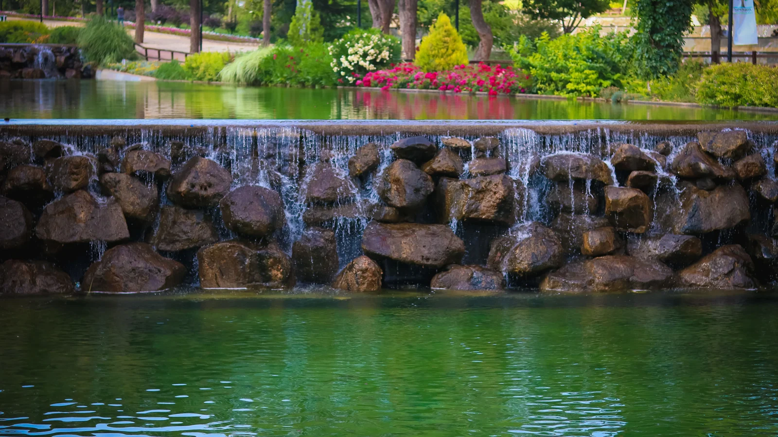 Neighbourhood park in Chota Pul, Surat