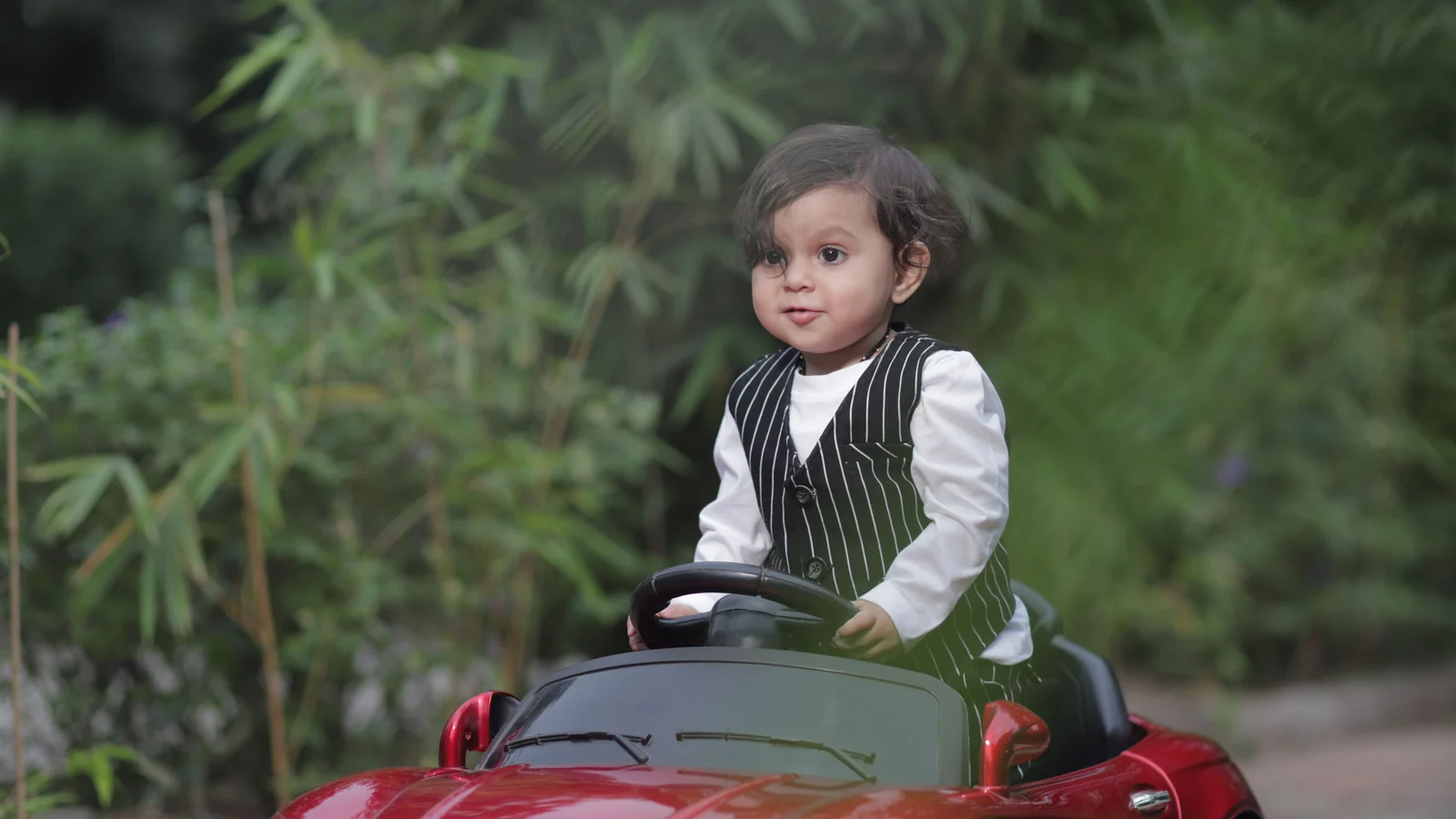 Neighbourhood park in Panchashil Nagar, Surat