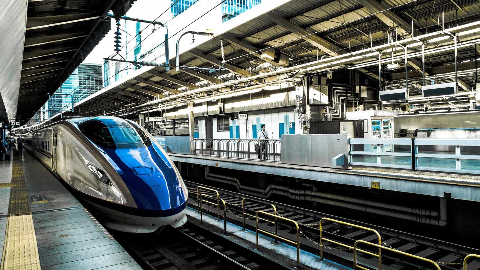 Local train and transport links serving Nandesari, Vadodara