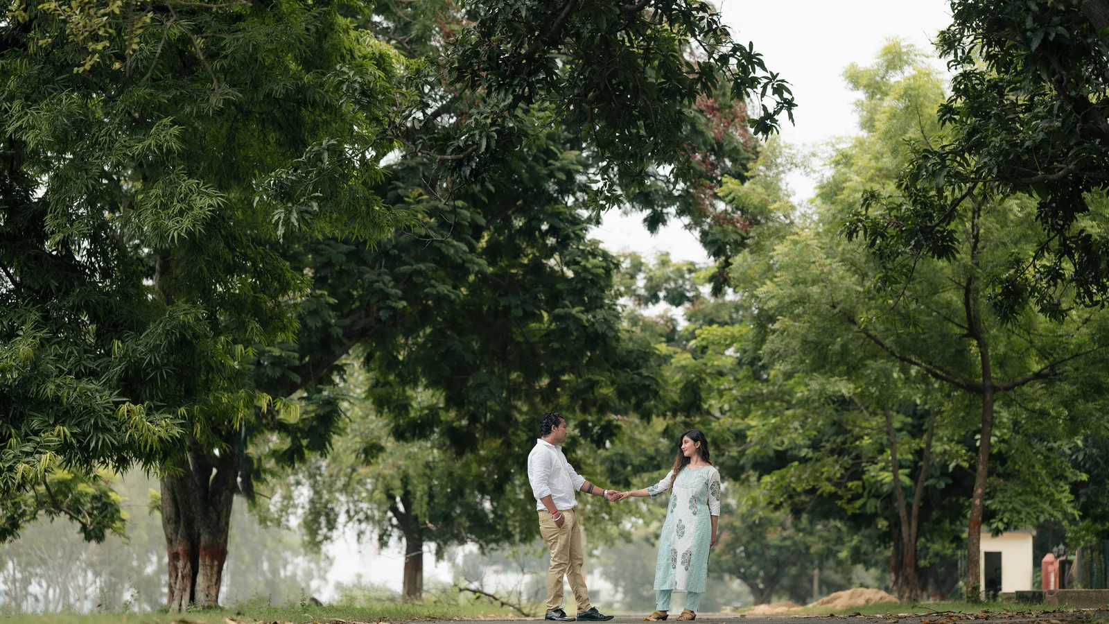 Neighbourhood park in Sama Savli Road, Vadodara