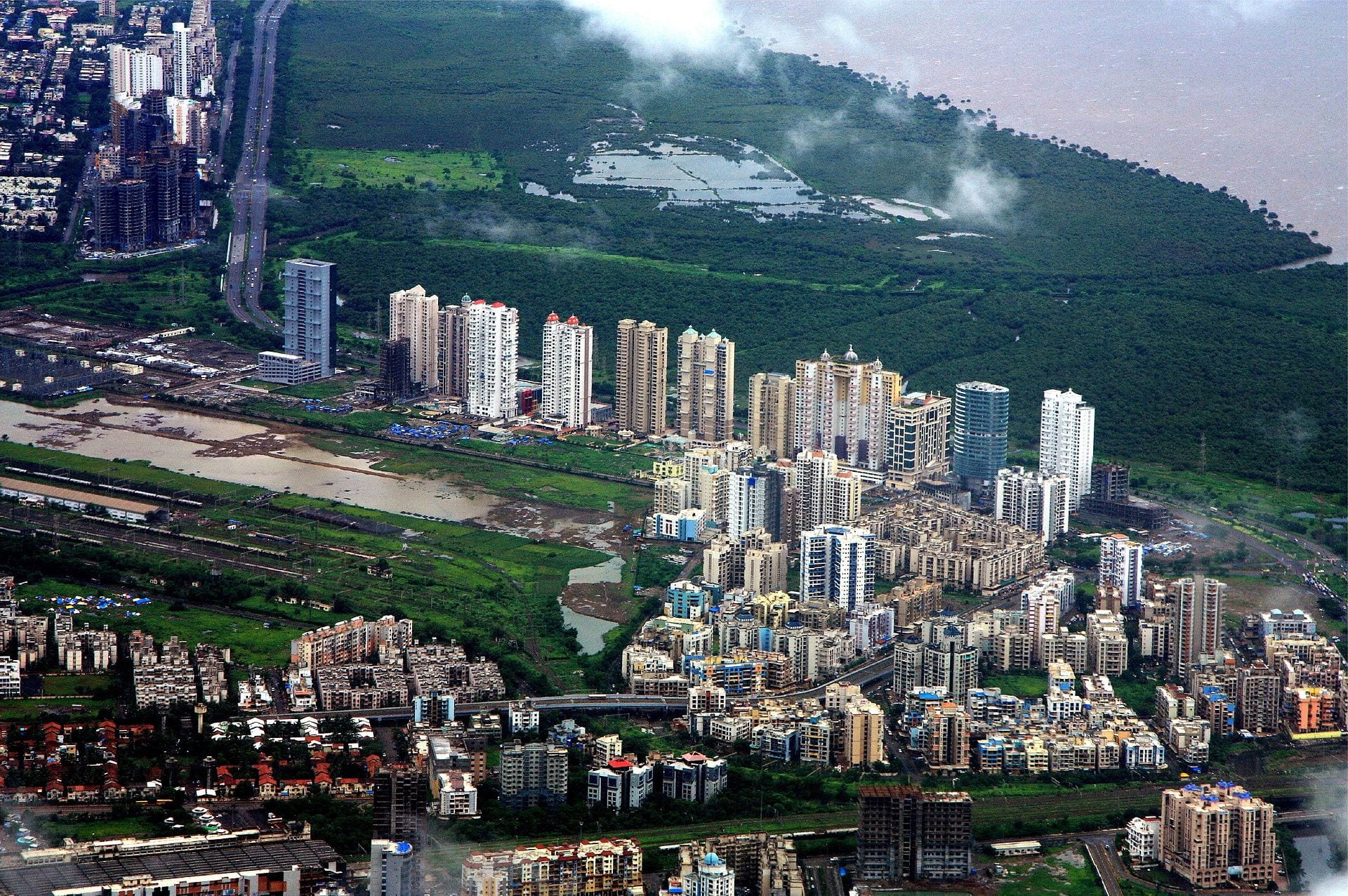 Navi Mumbai skyline at dusk — why Condivio's connected-ecosystem strategy wins over single-model real-estate portals